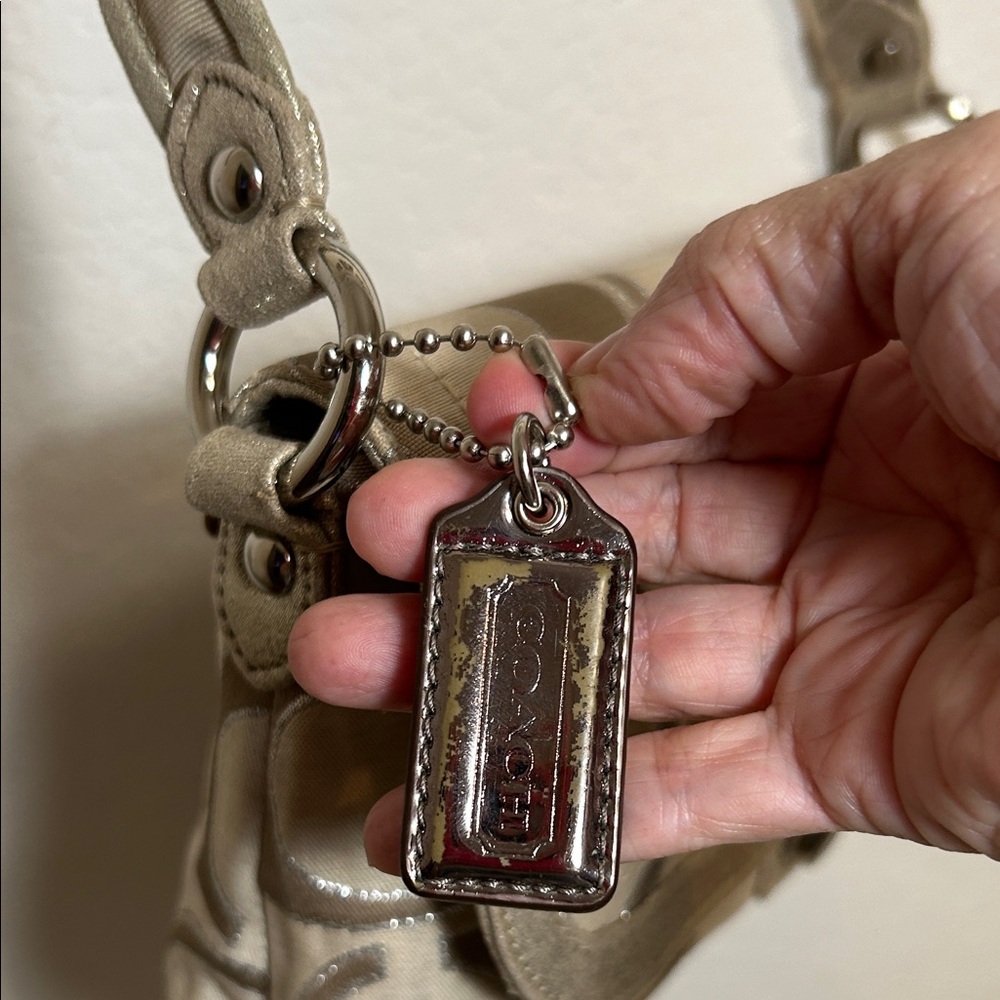Coach Beige and silver sparkle  Signature Shoulder Bag - Picture 3 of 13